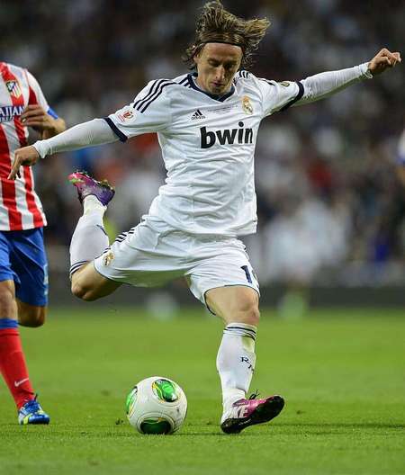 29岁法国女子网球名将转行当“网红模特”，曾因隆胸惹争议